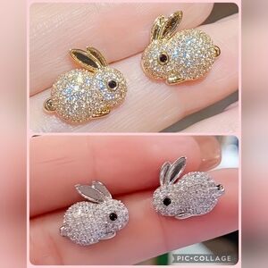 🆕️🐰🐇 2 PAIRS BUNNY STUD RHINESTONE EARRINGS🐇🐰